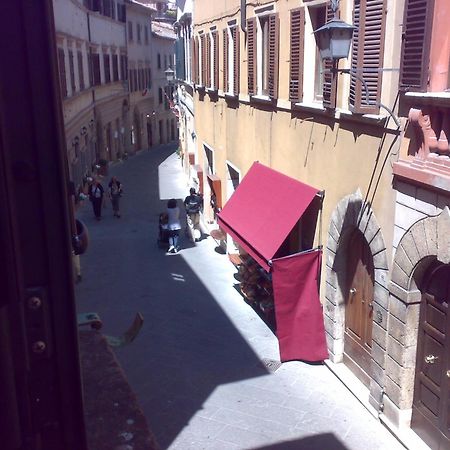 ホテル ヴィコーロ デッロステ Montepulciano Stazione エクステリア 写真