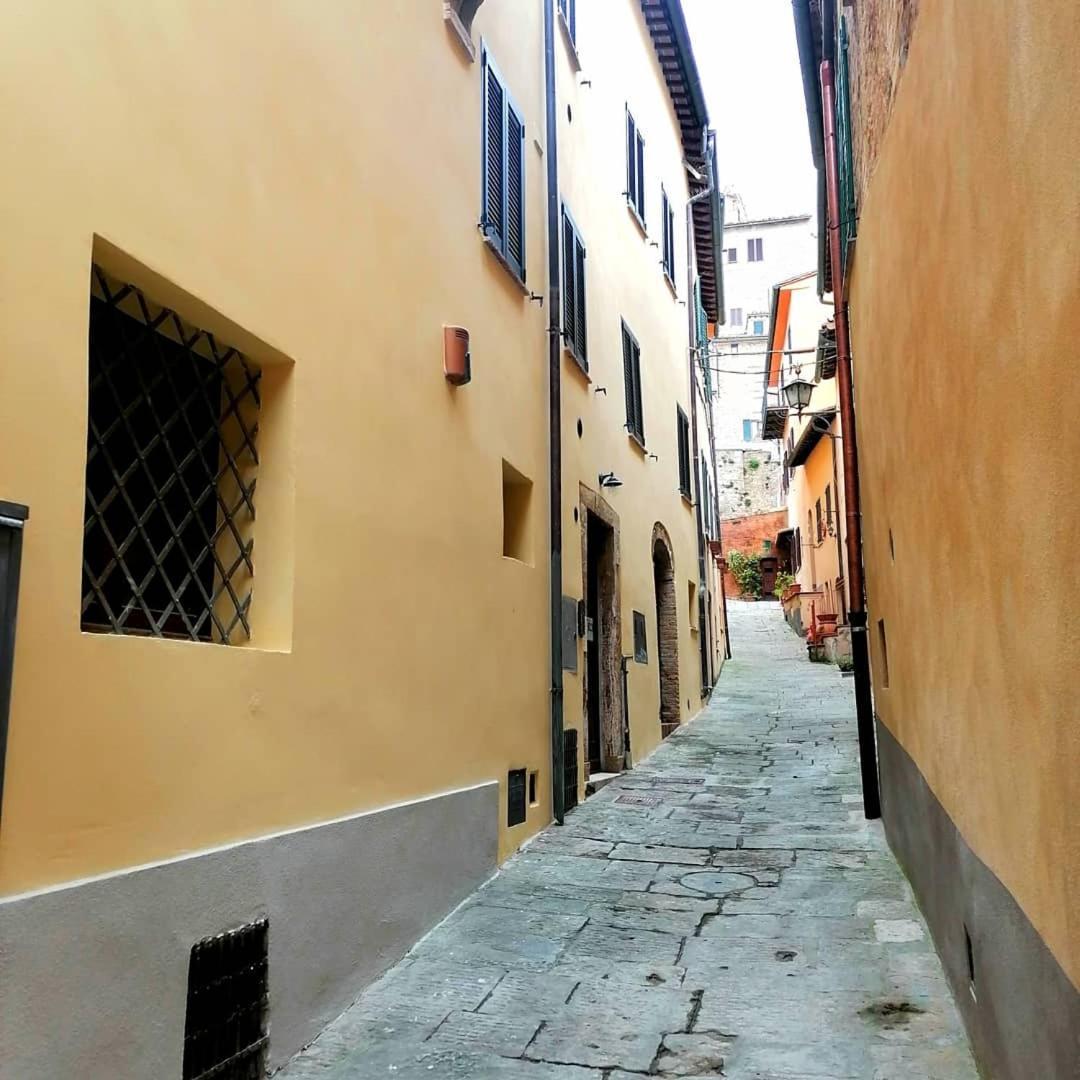ホテル ヴィコーロ デッロステ Montepulciano Stazione エクステリア 写真