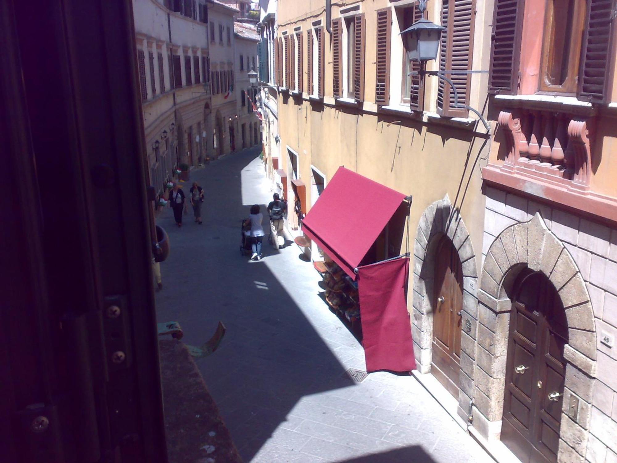 ホテル ヴィコーロ デッロステ Montepulciano Stazione エクステリア 写真
